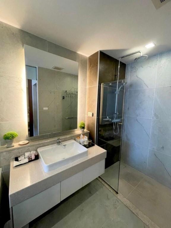 High Floor 50 sqm.@The Astra Changklan/NightBazaar Apartment in Chiang Mai