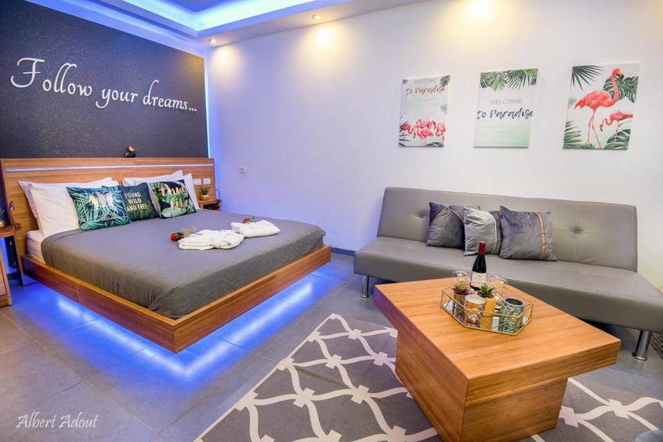 SILVER SUITE Vacation rental in North District