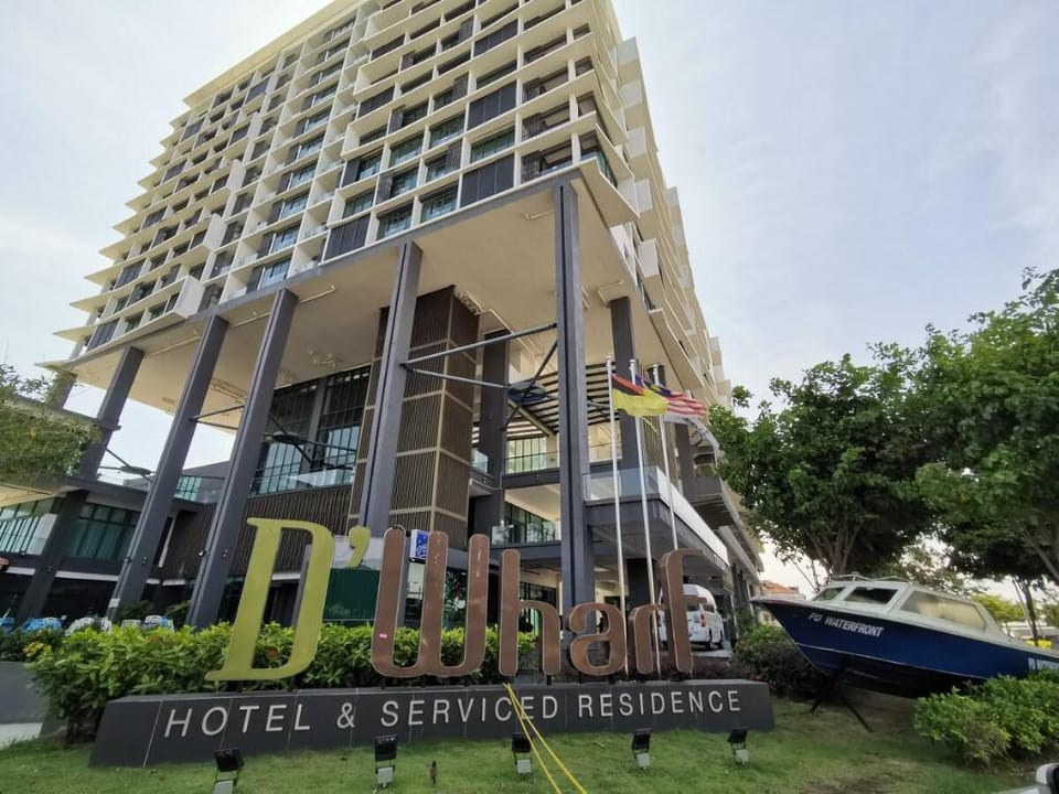 PD Seaview & Sunset Suite [Smart TV] (Up to 3 Pax) Vacation rental in Port Dickson
