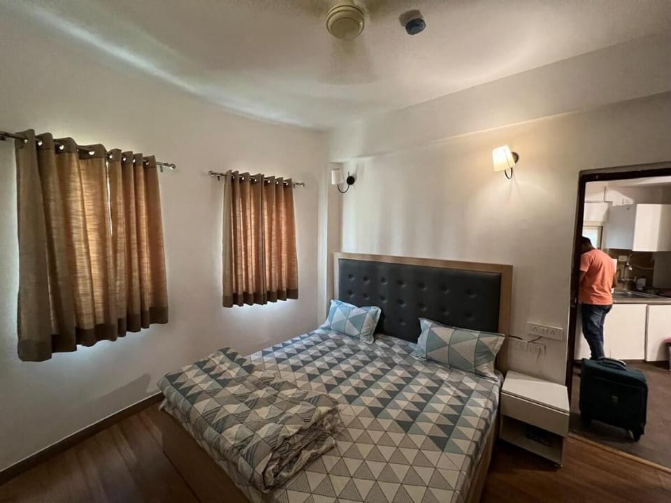 Lovely  one bedroom suite by noida studios Apartment in Noida