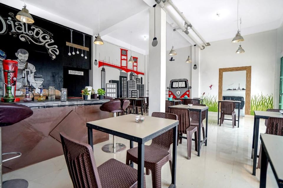 OYO Life 1299 Balcony Orange Homestay Hotel in Indonesia