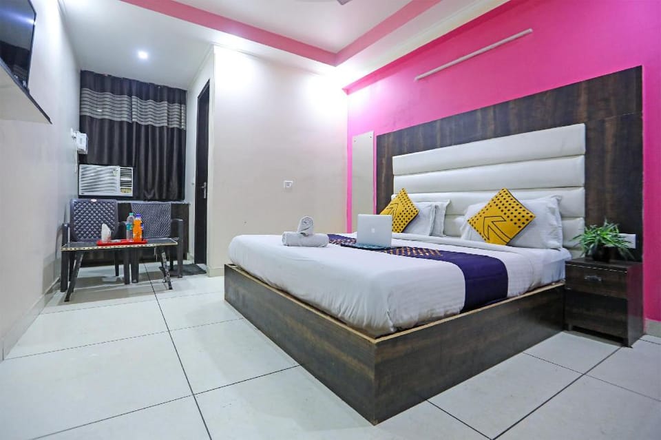 Hotel Deluxe Stay Inn Hotel in New Delhi