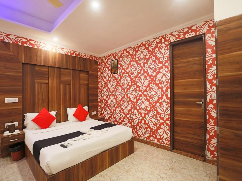 Hotel Deluxe Stay Inn Hotel in New Delhi