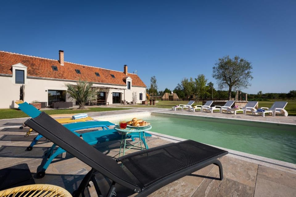 Domaine de Vitray Hotel in Paris