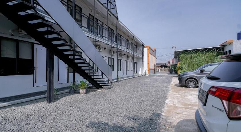 RedDoorz Plus Syariah @ Jalan Endro Suratmin Lampung Hotel in Indonesia