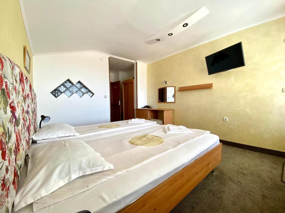 Family Hotel The Golden fish Hotel in Sozopol