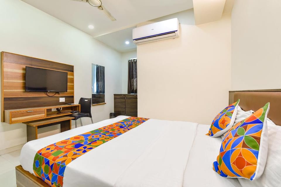 FabHotel Crystal - Nr. Odau Ring Road Hotel in Ahmedabad
