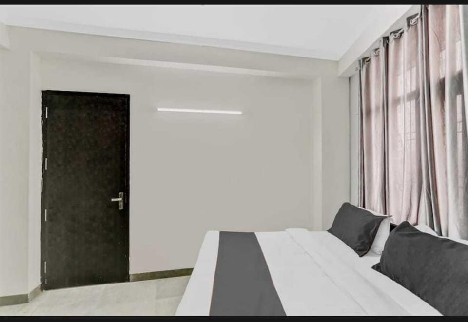 OYO Krishna Residency Near Okhla Bird Sanctuary Hotel in Noida