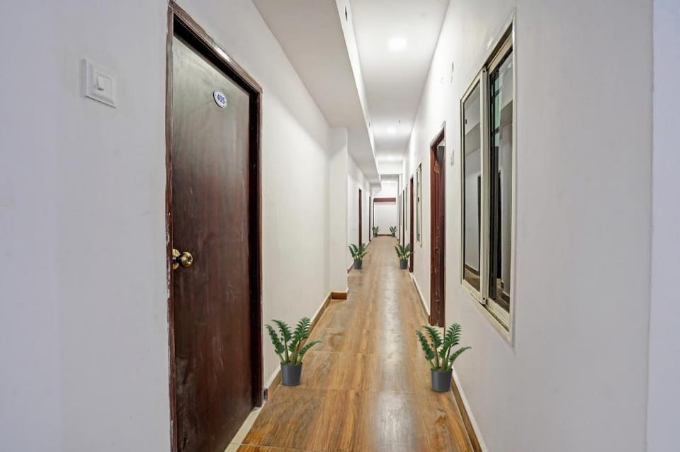 Hotel O by OYO Sai Krishna Grand Hotel in Vijayawada