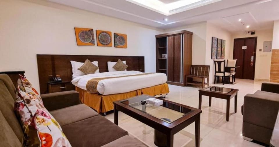 The Blue Rose Hotel-الورده الزرقاء للوحدات السكنيه Hotel in Jeddah