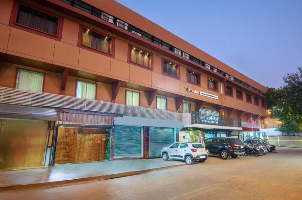 Treebo Anam International Hotel in Mumbai