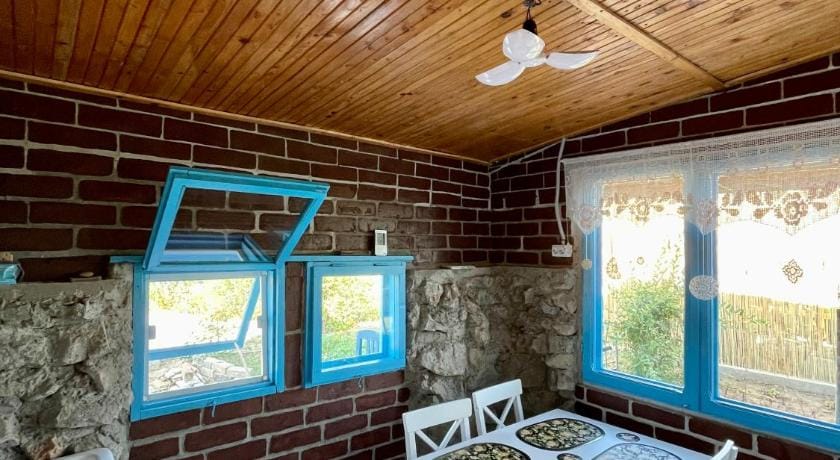 Casa cu stuf Murighiol Bed and Breakfast in Romania