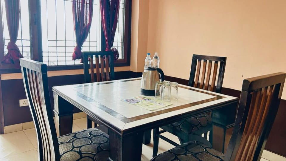 Hanu Vatika Hotel in Shimla