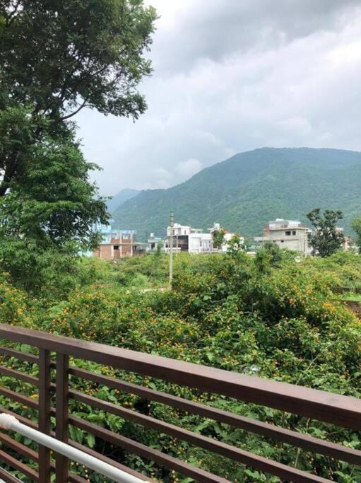 Mountain view Apartment in Dehradun