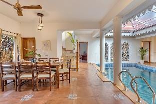 Luxury 4-bedroom Villa with Private Swimming Pool Villa in Goa, India