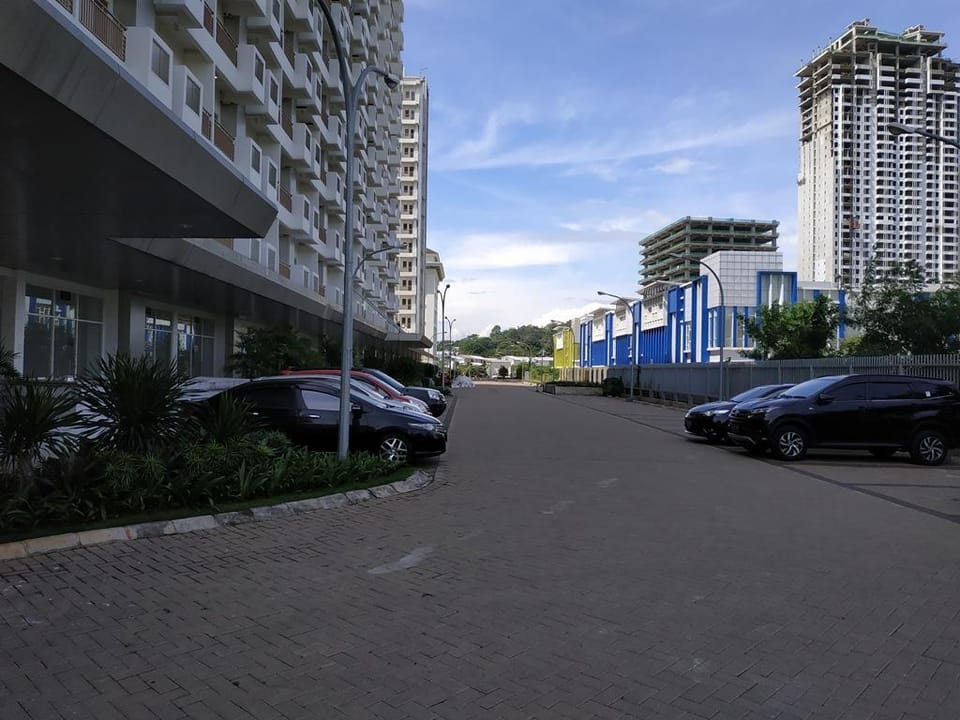 Bukarooms 2bed Sentul Tower Apt Vacation rental in West Java
