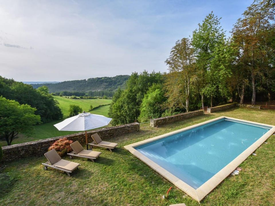 Retreat Near Siorac-en-Perigord Vacation rental in Occitanie