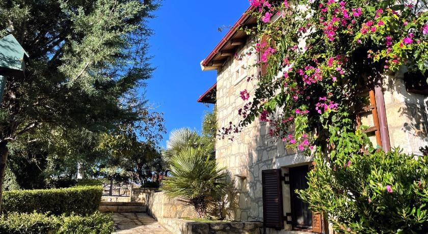 Villa Fyllosia Vacation rental in Crete