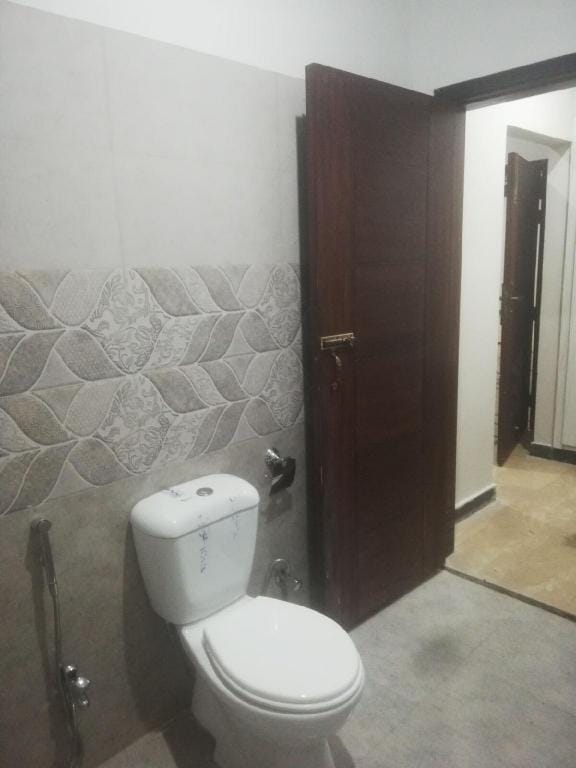 Affordable Bedroom near Islamabad Airport Vacation rental in Islamabad