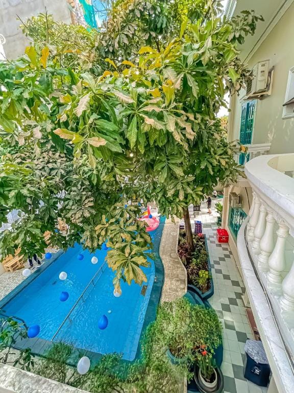 Biệt thự biệt lập có hồ bơi riêng Villa in Ho Chi Minh City