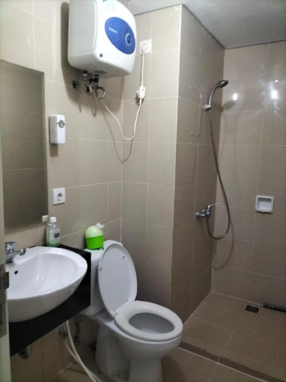 Private & Homey 2Bedroom@Madison Park Central Park Apartment in Jakarta