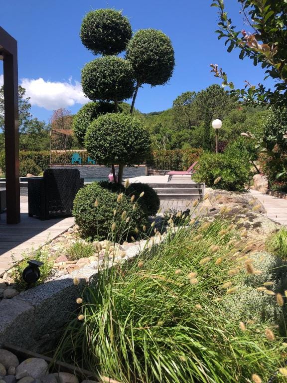 Pleasant private villa Located in a garden of 8000m2 with trees Villa in Porto-Vecchio
