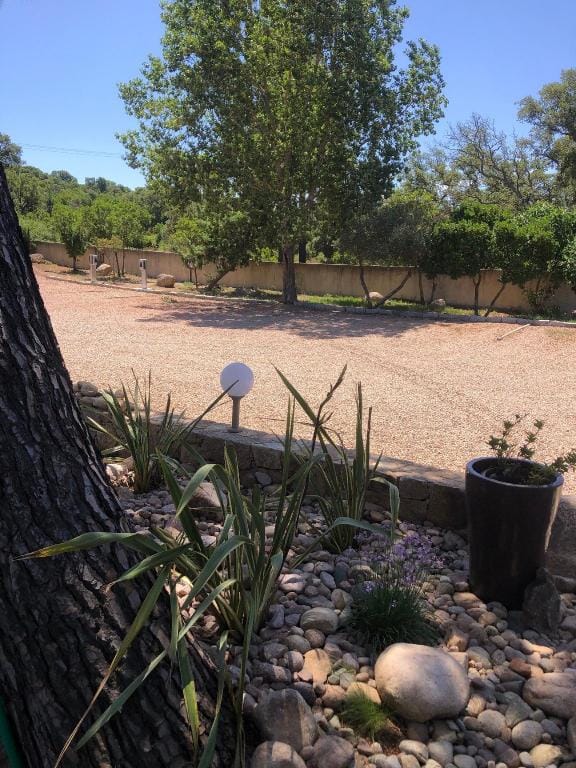 Pleasant private villa Located in a garden of 8000m2 with trees Villa in Porto-Vecchio