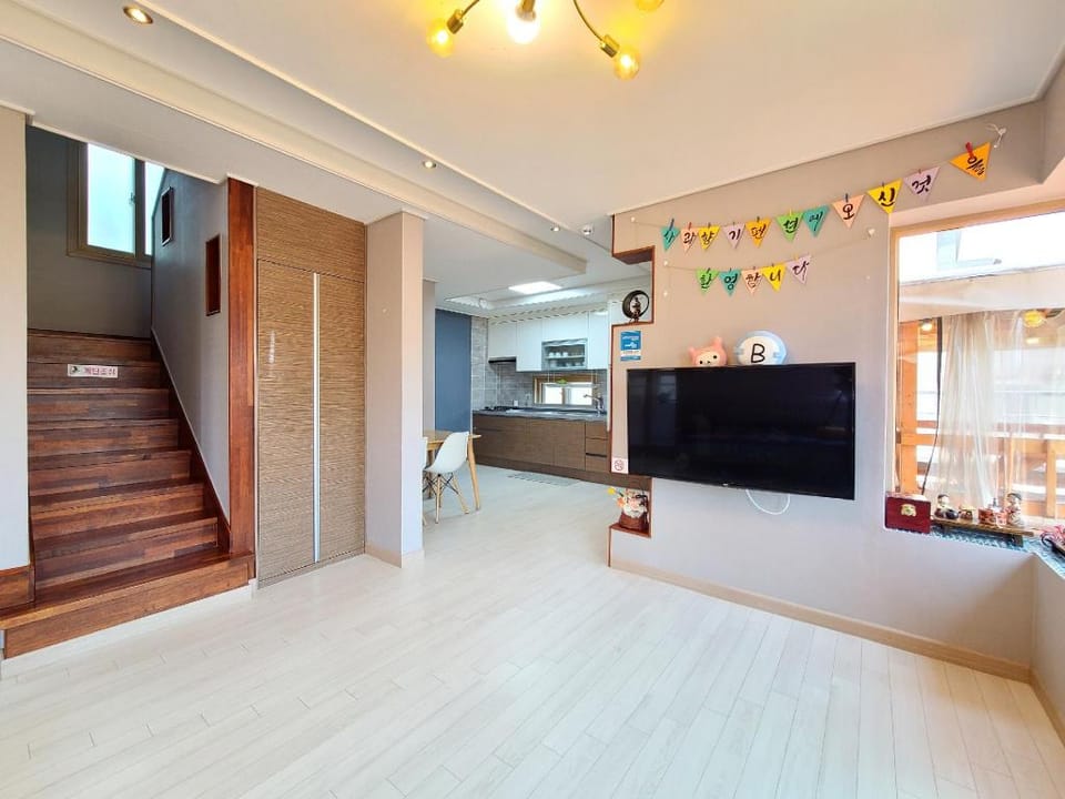 Chungju Nangman Sketch Pension Bed and Breakfast in South Korea