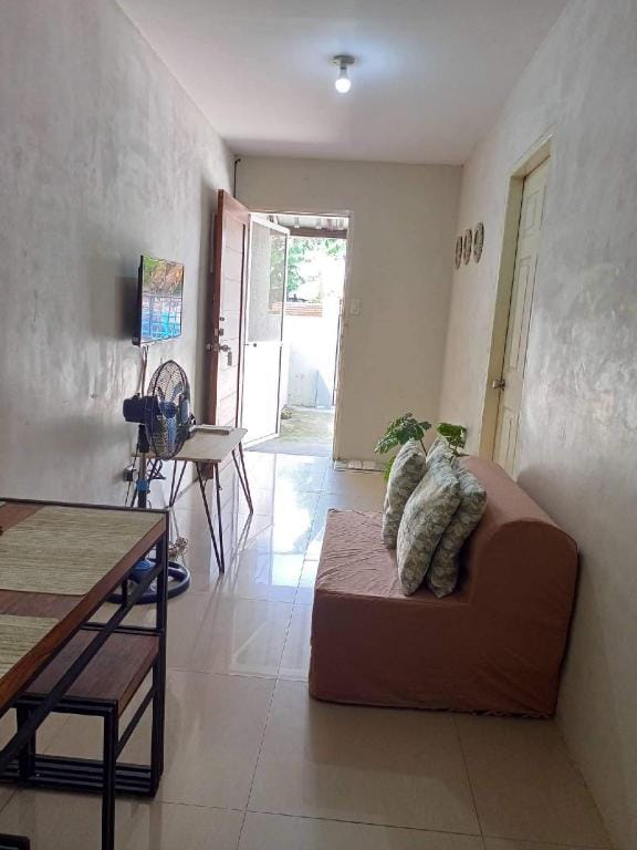 Mango Transient House Apartment in Angeles