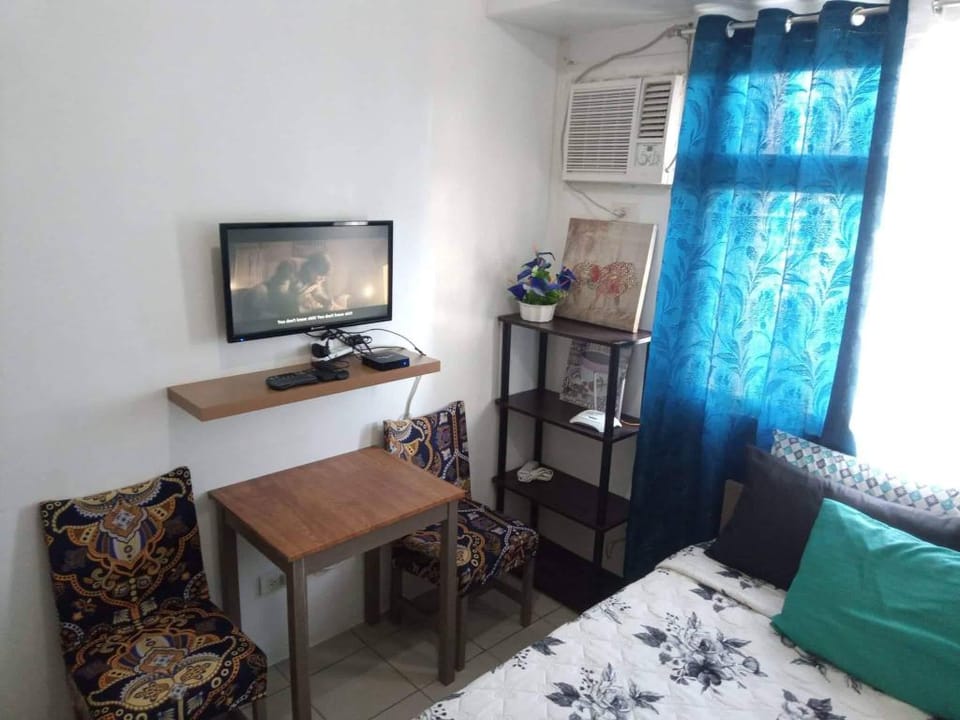 CHARMING BEDROOM @UDT Apartment in Mandaluyong