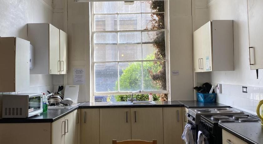 No 3 Georgian Shared House By Clifton Short Lets Apartment in Bristol