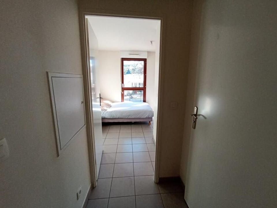 Nice studio, 5 min from versailles, 20 to Paris Apartment in Île-de-France