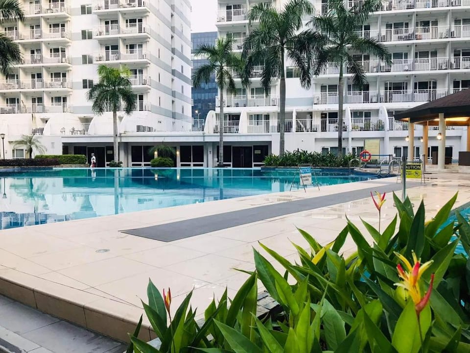 Jeanjun's Place- near to the airport and MOA Apartment in Pasay