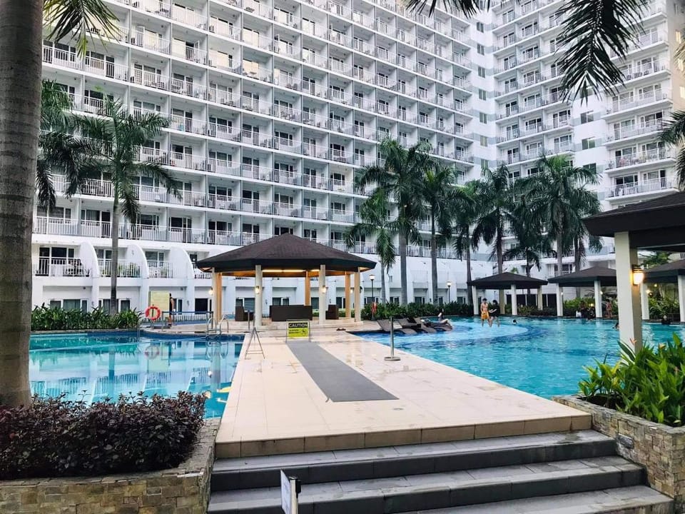 Jeanjun's Place- near to the airport and MOA Apartment in Pasay