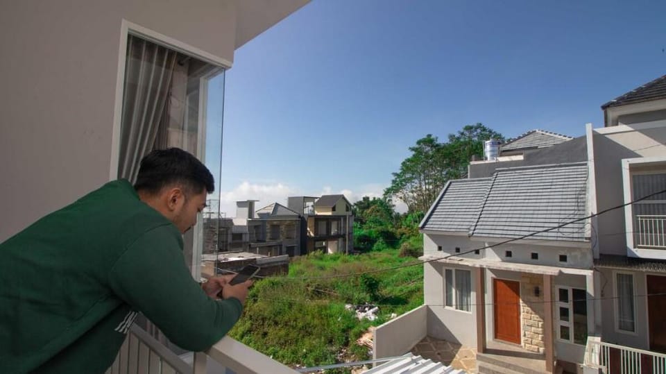 Villa Alpine 2 | Mountain View Villa in Batu