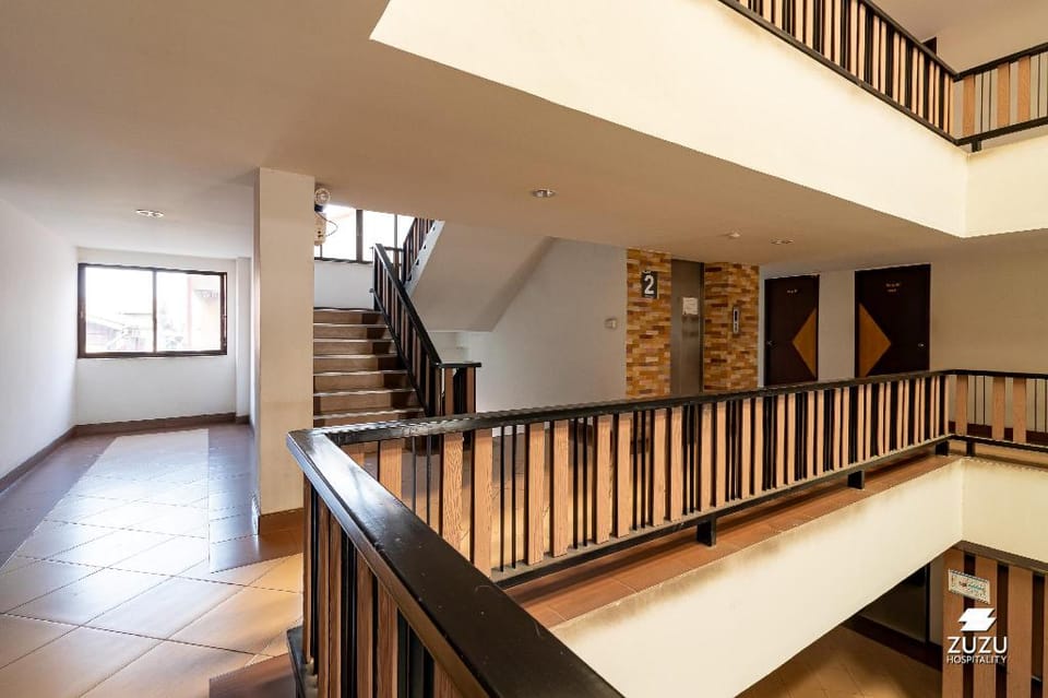 Grannylla Residence Charoenkrung Apartment in Bangkok