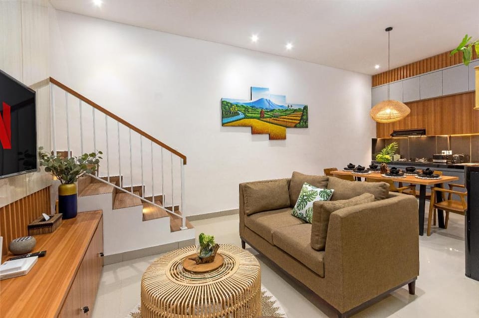 Vin Villa Canggu (3 BR with private pool) Villa in North Kuta