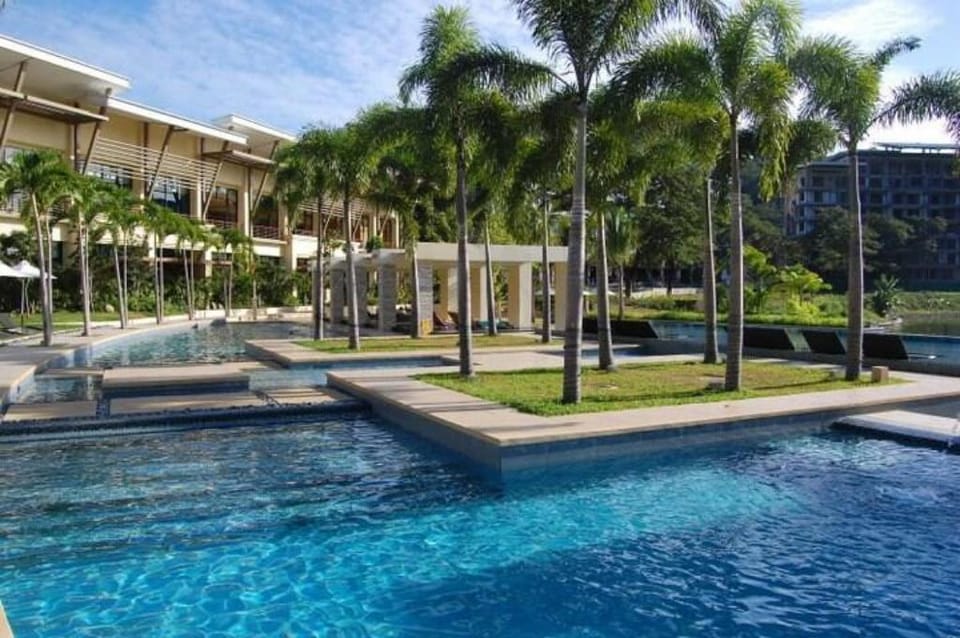Miranda B 306-1BR atPico de Loro by Raquel's Place Vacation rental in Nasugbu