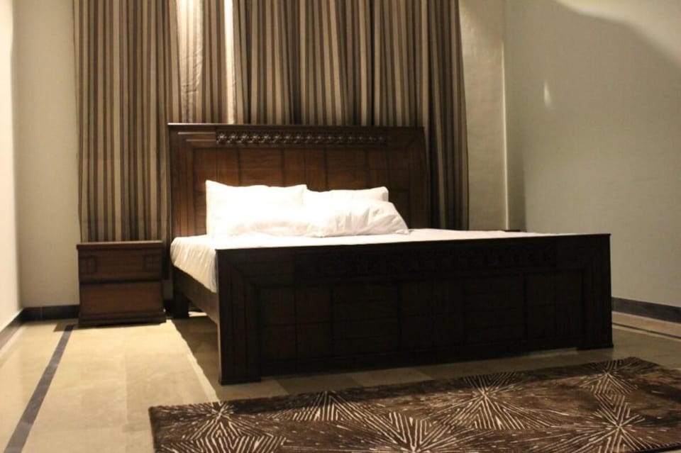 Airport Guest House Only 10 min Away Vacation rental in Islamabad