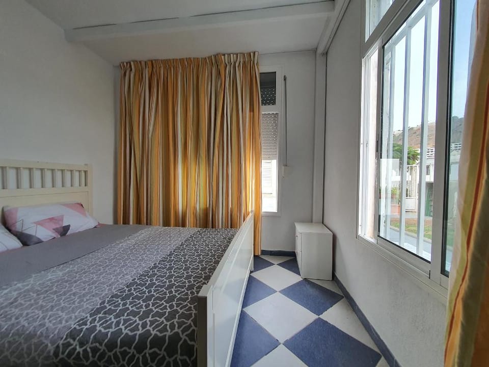 Apt 5 Romantic  ground floor near beach WiFi free Apartment in Puerto Rico de Gran Canaria