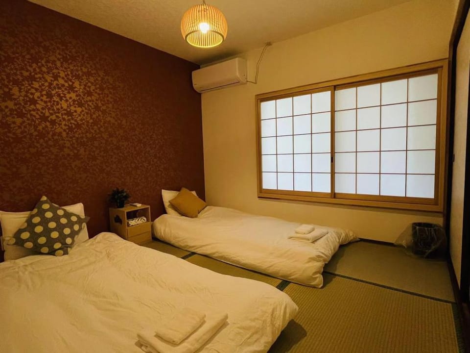 Miyu House · Shika Koumeika, 5 Minutes by Train to USJ, Maximum 6 People Vacation rental in Osaka