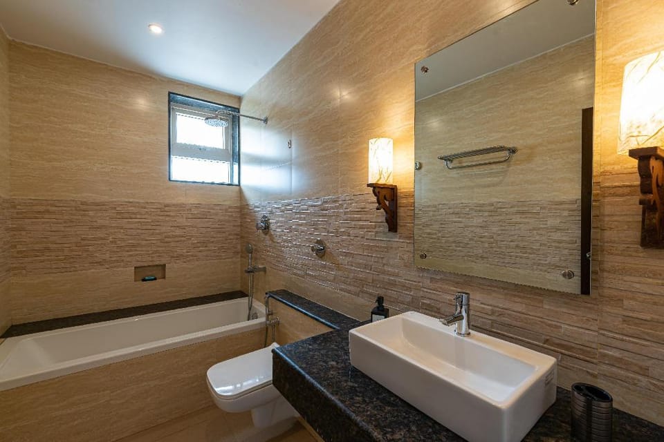 Romantic Pool Villa with Jacuzzi - Phase 17- 14BHK Villa in Calangute