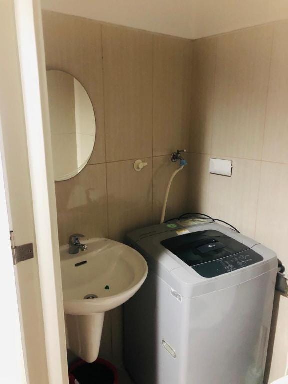Qian Staycation @ MOA Shell Residences A1040 Apartment in Pasay
