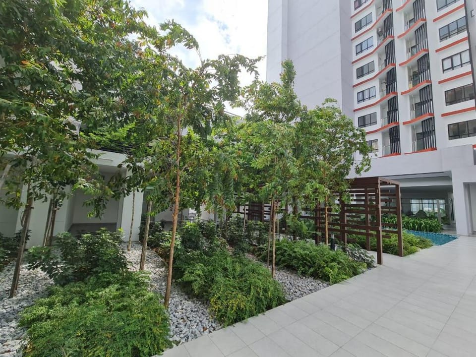 M Suite 2 @ Menjalara, 5 min Desa Park City Apartment in Petaling Jaya