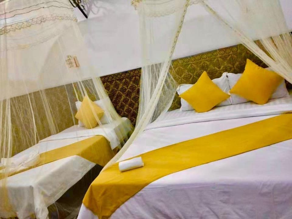 Le Hotel. Deluxe suite Apartment in Phnom Penh Province