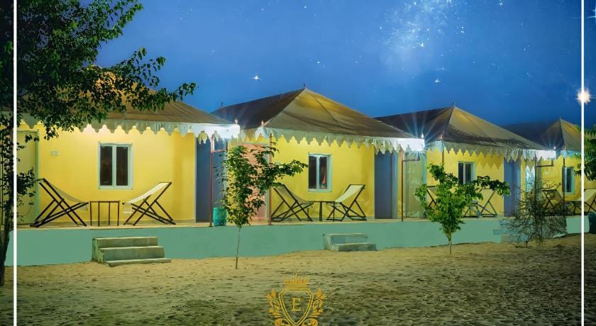Star Desert Camp Jaisalmer Luxury tent in Sindh