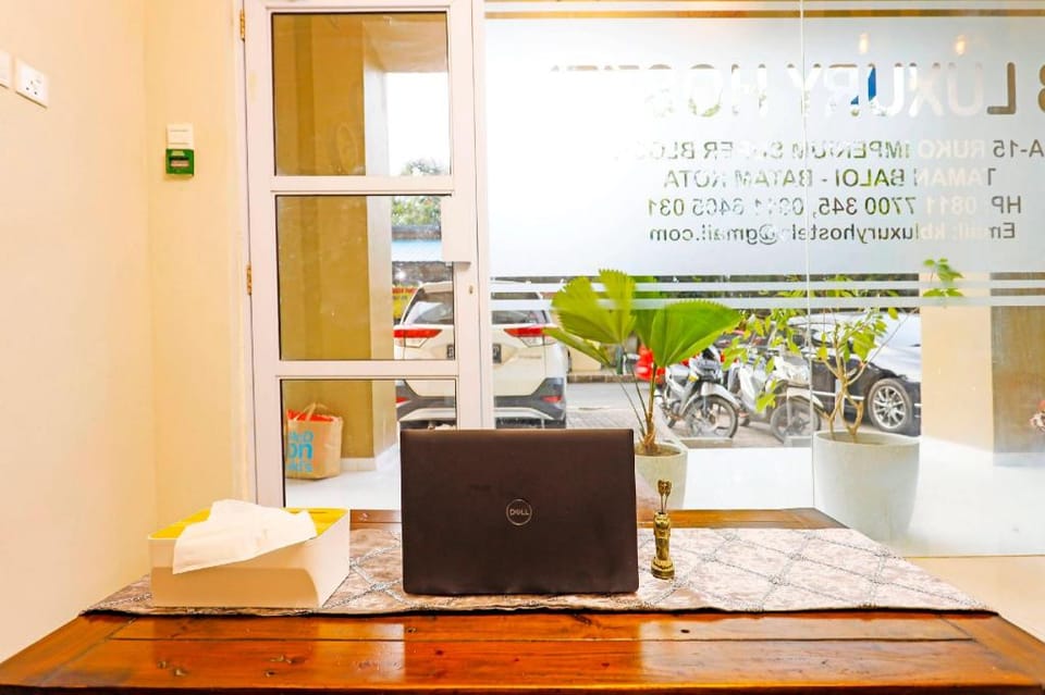 Capital O 91407 Kb Luxury Hostel Hotel in Riau Islands, Indonesia