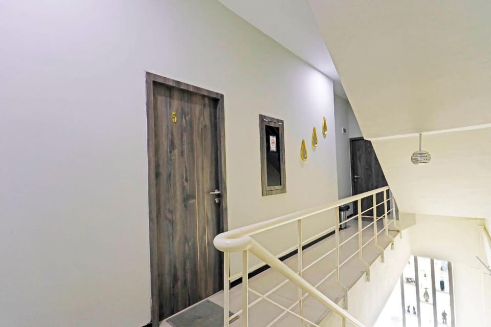 Capital O 91407 Kb Luxury Hostel Hotel in Riau Islands, Indonesia