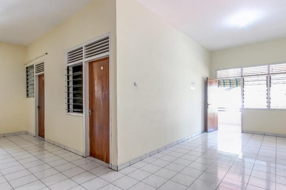 OYO Life 91374 Asia Stay Semarang Syariah Hotel in Indonesia