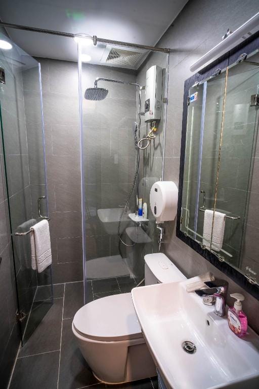 Brand New Cozy Home wBalcony @ ❤ of Saigon Sn Apartment in Ho Chi Minh City